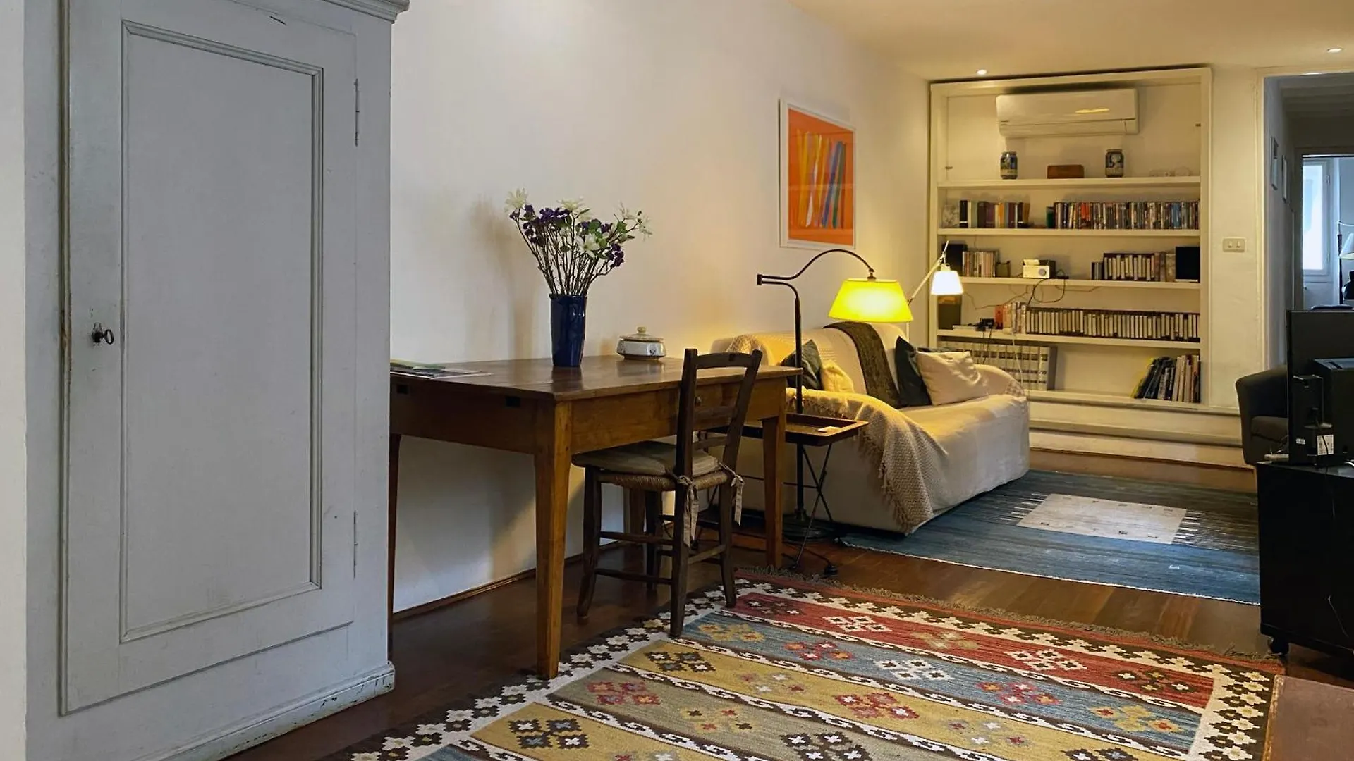 Grand Piano Apartment Florence