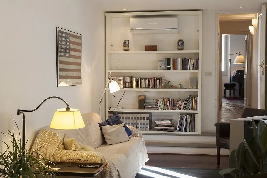 Grand Piano Apartment Florence